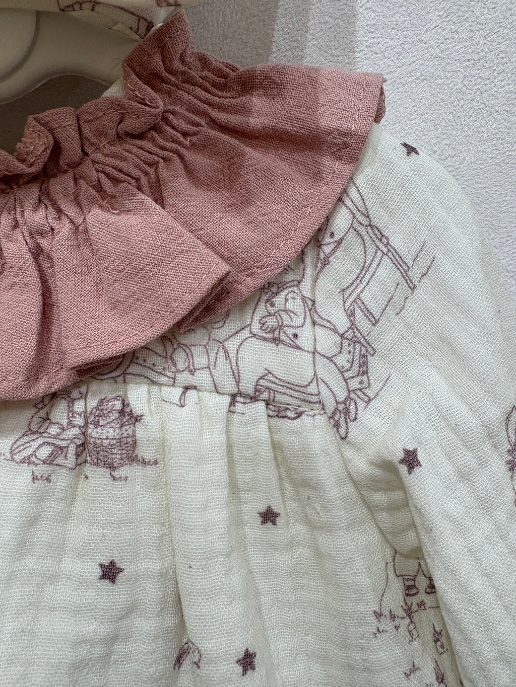 Jesusito Paola rosa empolvado con capota