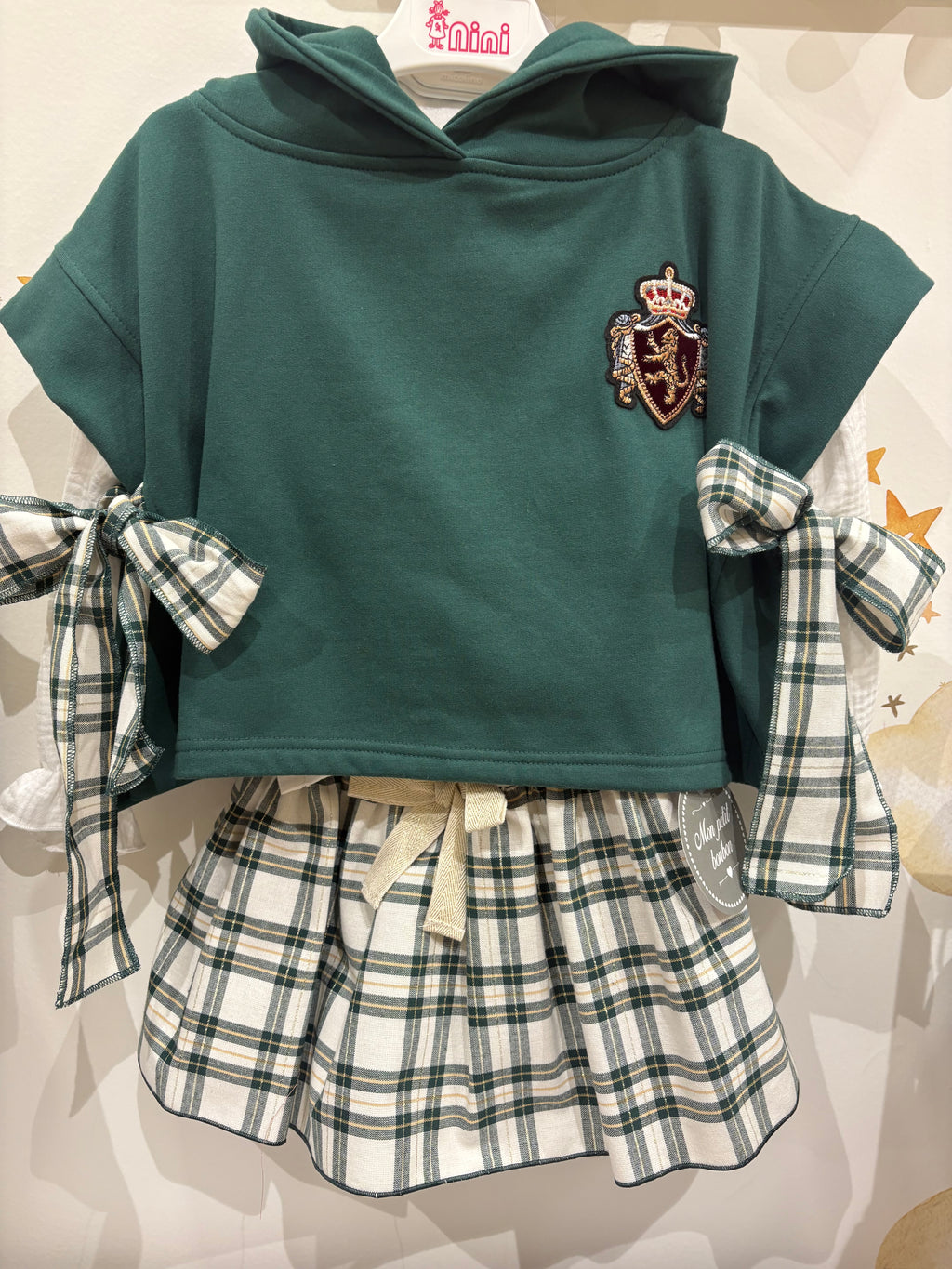 Chaleco felpa verde con lazos lurex