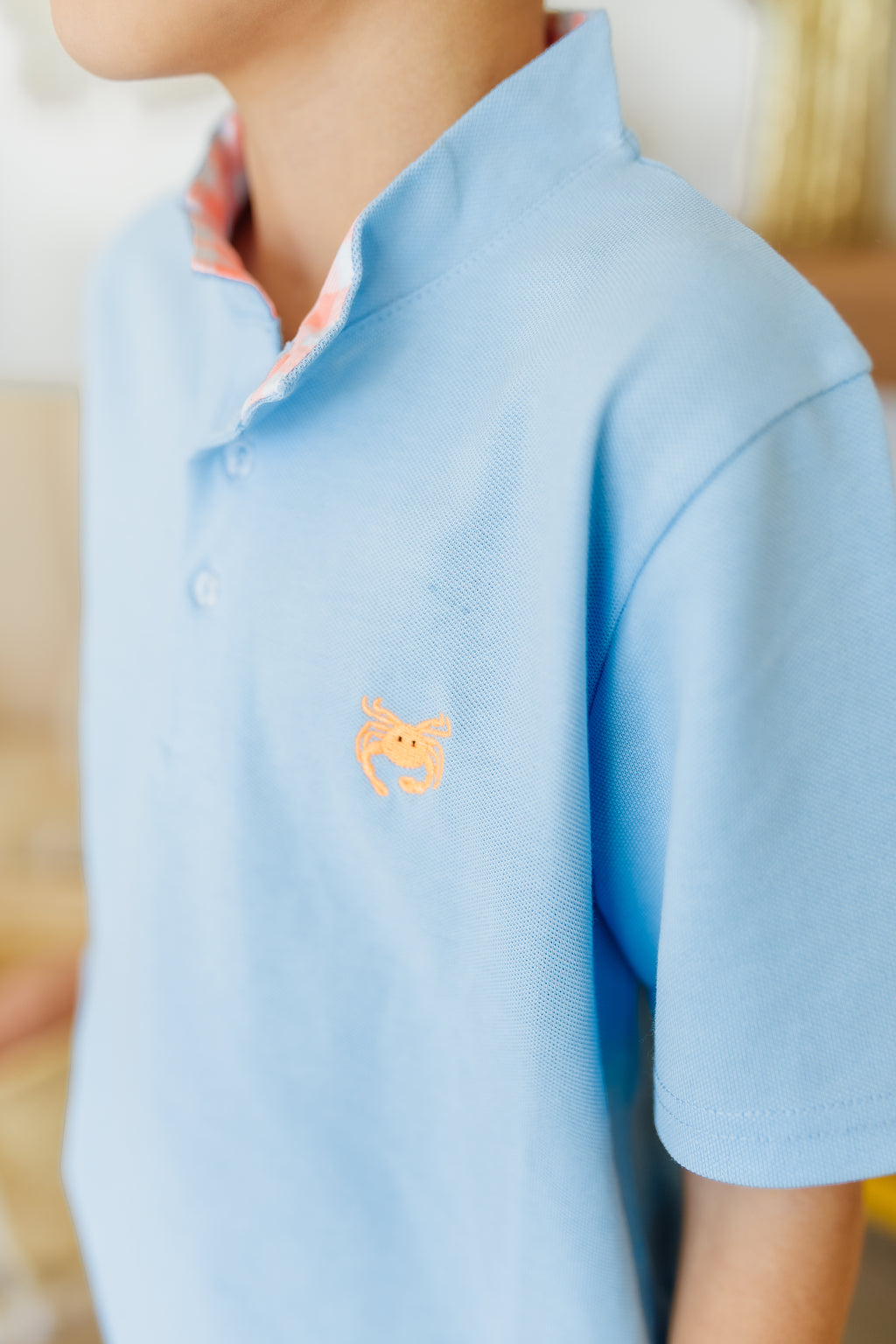 POLO AZUL Y FLUOR CANGREJO