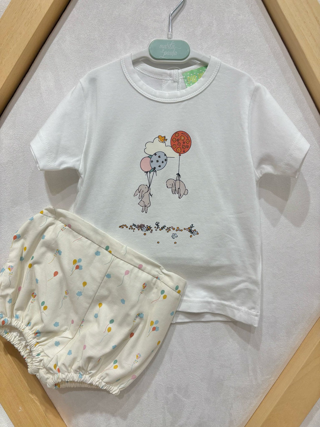 CONJUNTO NIÑO GLOBOS
