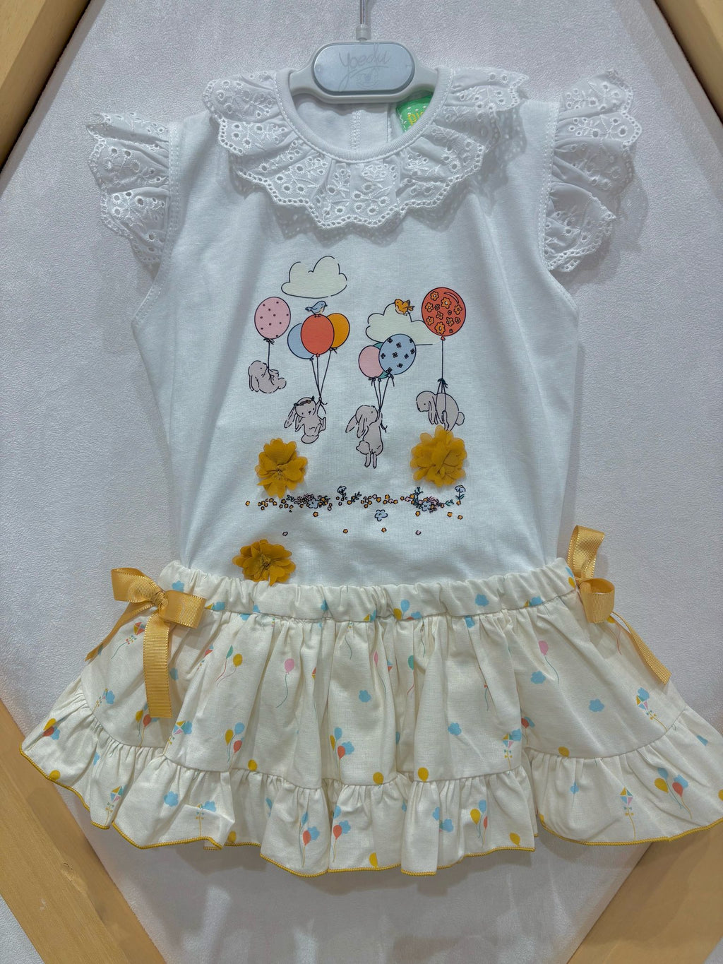 CAMISETA Y BRAGUITA FALDA GLOBOS