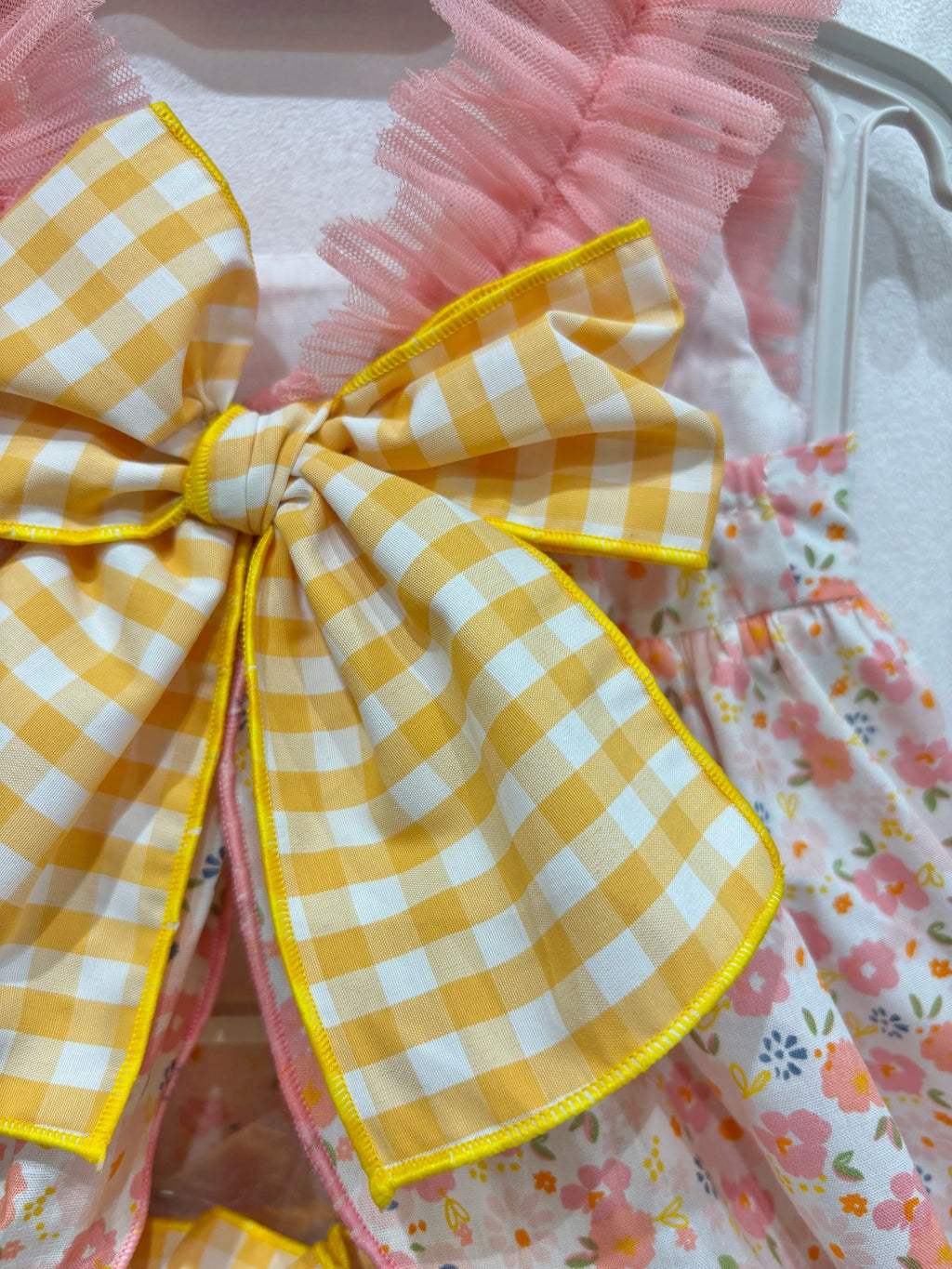 JESUSITO LIBERTY ROSA CON VICHY AMARILLO